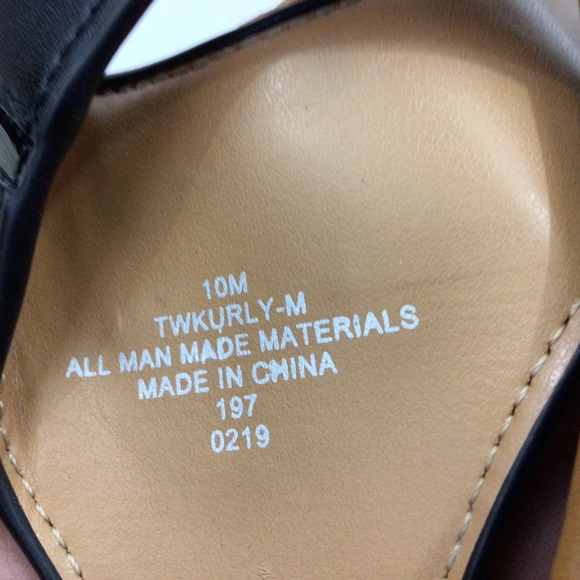 Tommy Hilfiger “Twkurly” Black Thong Sandals, 10M - Picture 6 of 8